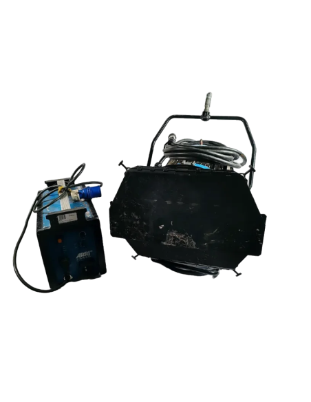 ARRI Compact HMI 4000-Watt Fresnel Light Kit
